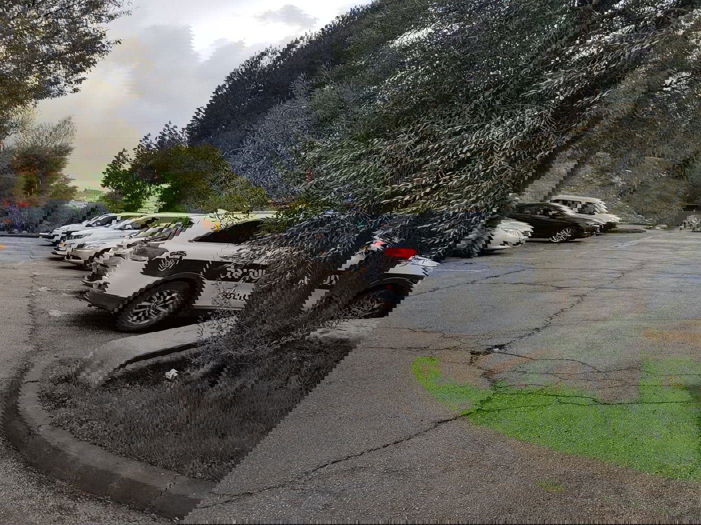 וונדליזם בגבעה הצרפתית: עשרות שמשות נופצו הלילה