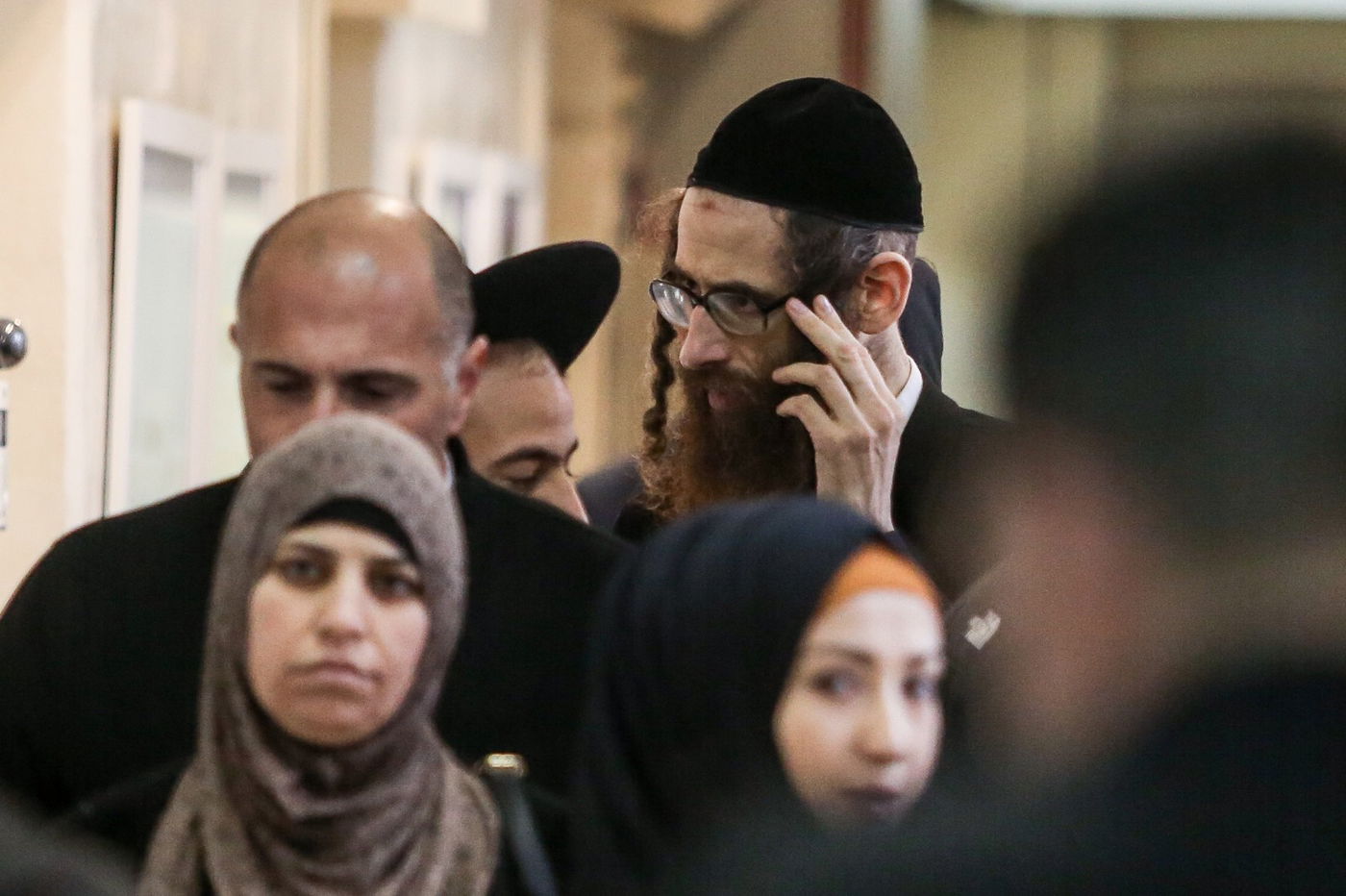 שוהה בכת לב טהור הגיש תלונה נגד הרב רומפלר