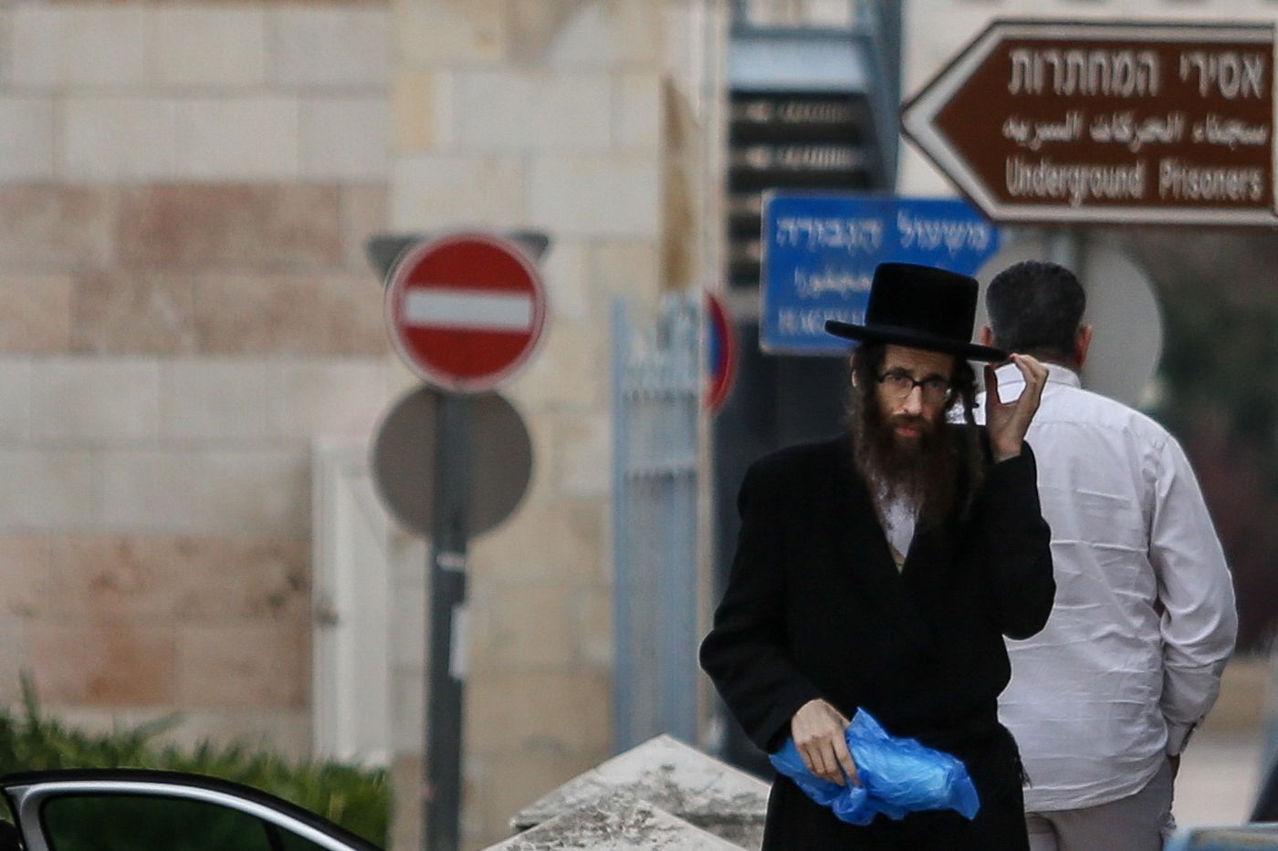 שוהה בכת לב טהור הגיש תלונה נגד הרב רומפלר