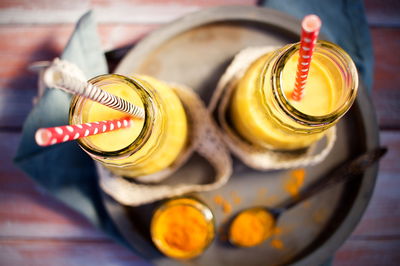 שייק מנגו וכורכום מתוק וטעים