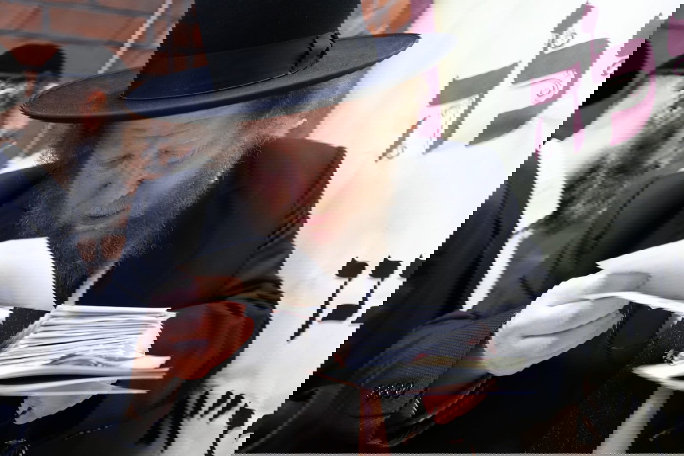 המסע ההיסטורי של הליטאים לקבר המייסד • תיעוד