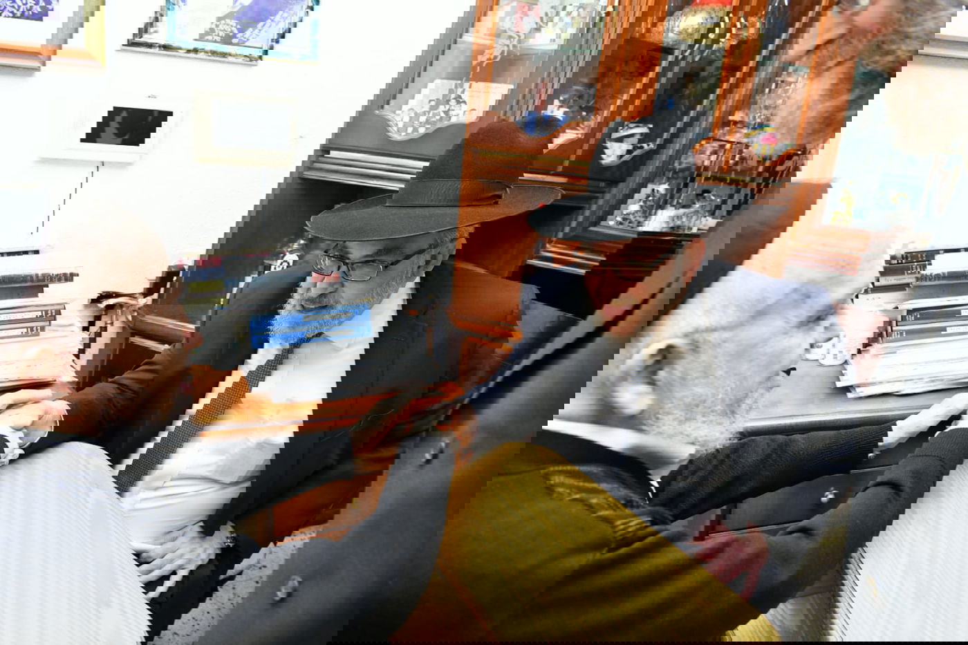 יעקב אשר עם הרב מאזוז, הבוקר