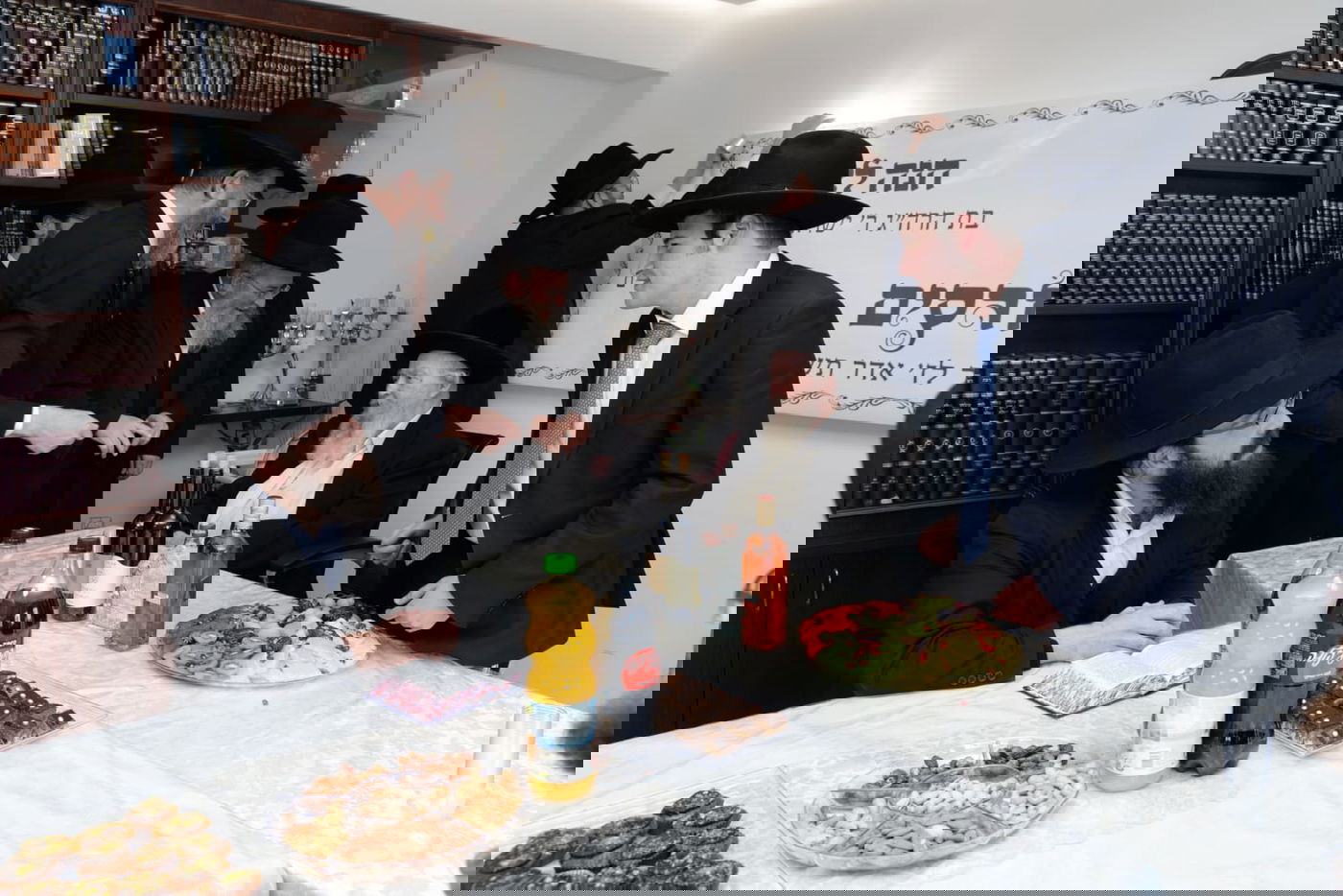 ביום הבחירות: ווארט לבת ראש הישיבה אצל הגר"ח