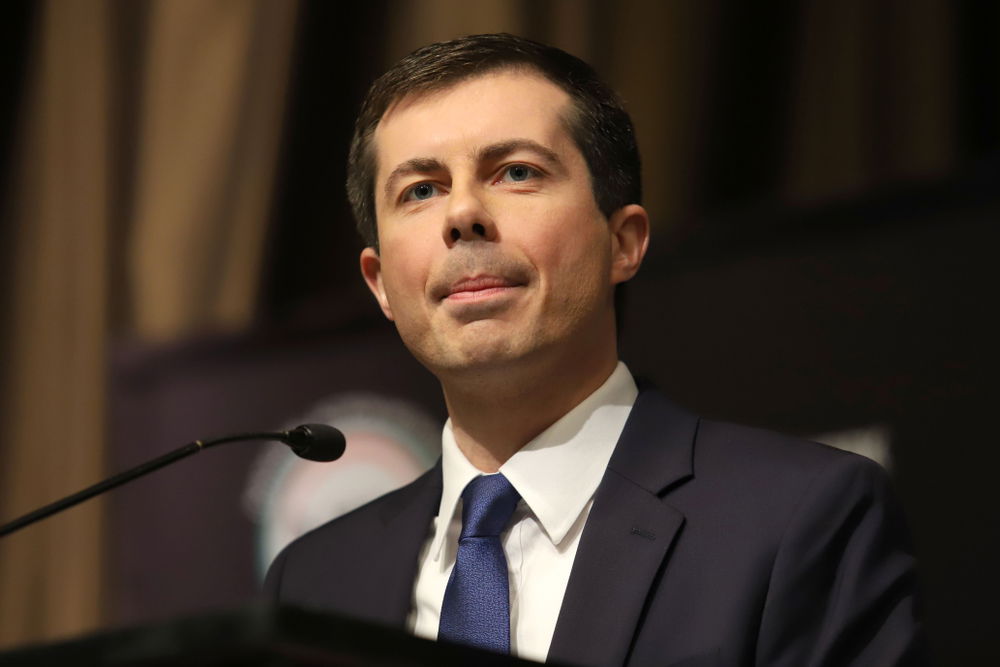 פיט בוטיג'ג' פרש מהמירוץ לנשיאות ארה"ב