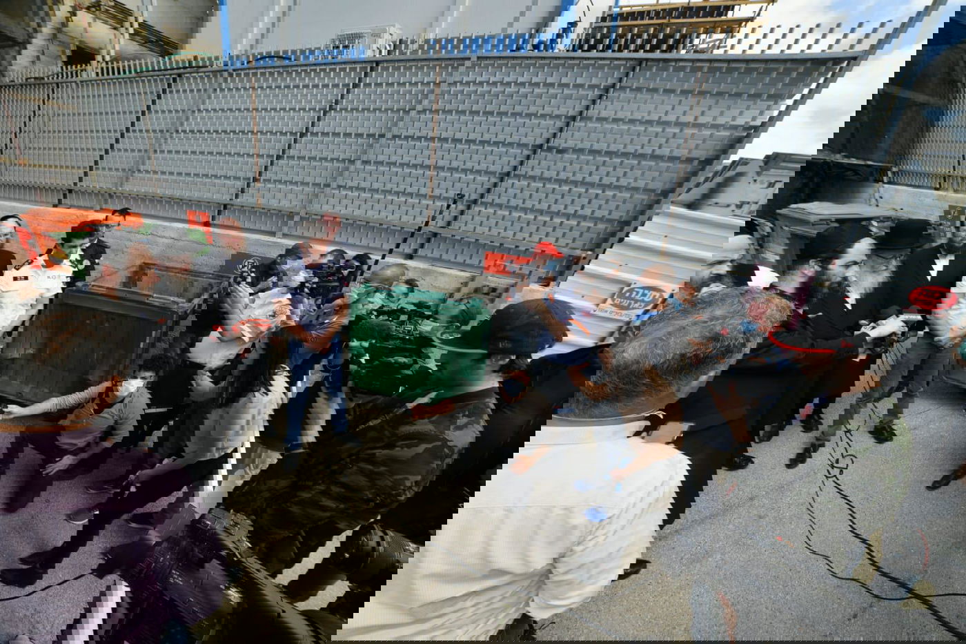 ליצמן בקלפיות הקורונה: "אל תחששו לבוא"