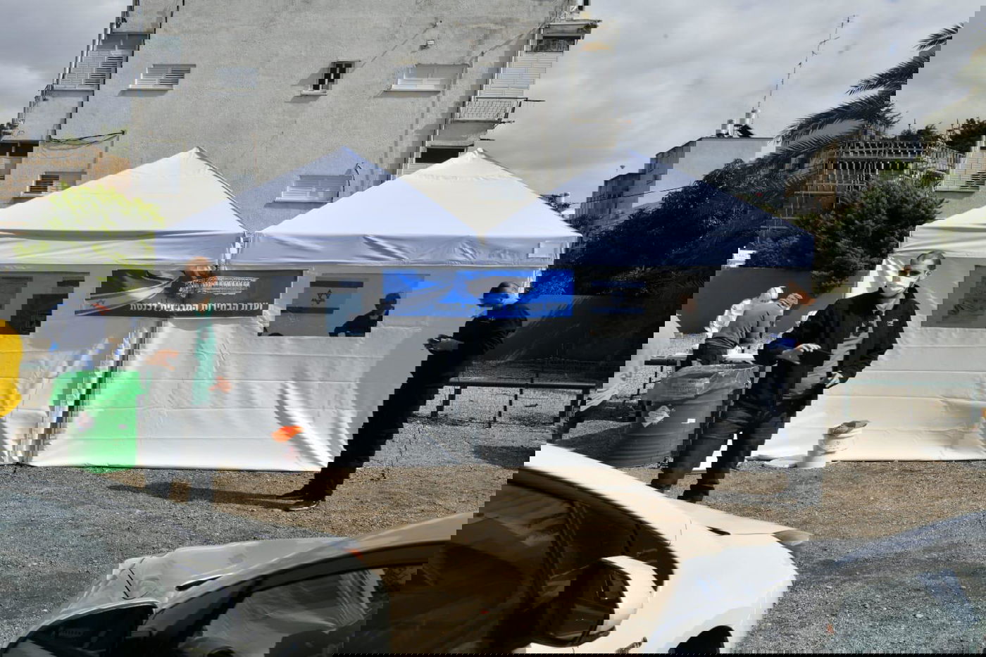 ליצמן בקלפיות הקורונה: "אל תחששו לבוא"