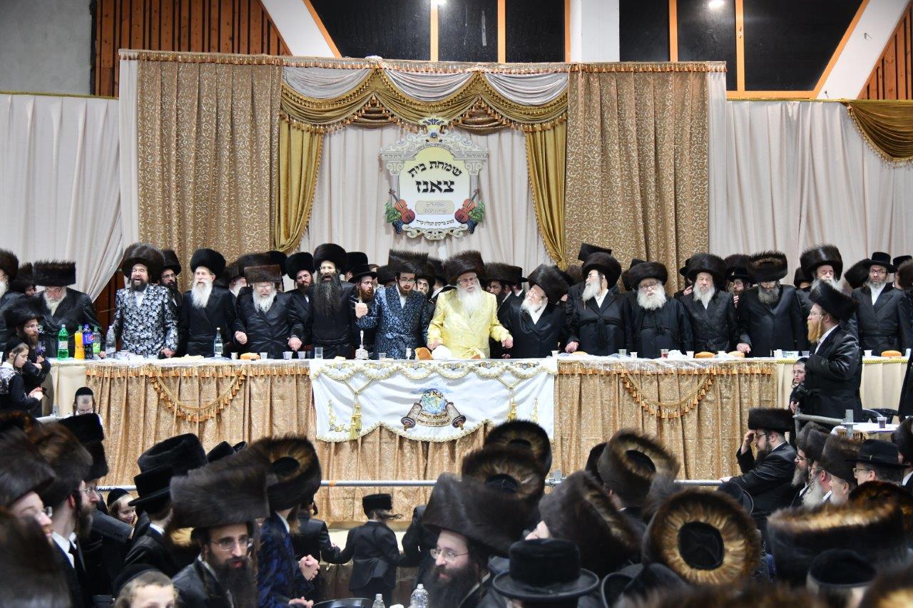 מהקבלת פנים ועד ה'מצווה טאנץ' בחתונת צאנז - סטריקוב