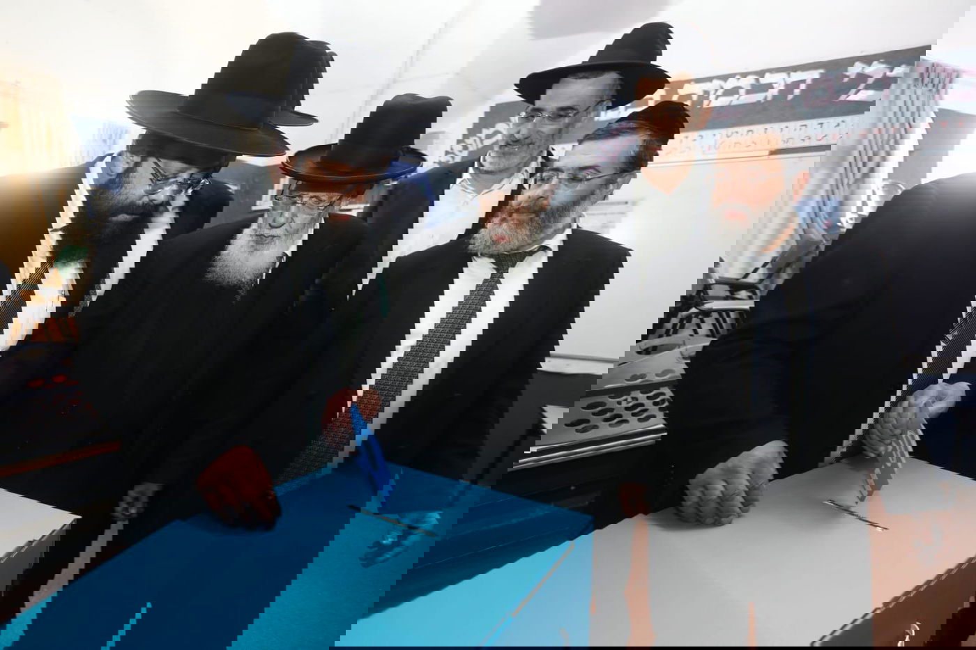 נשיא המועצת הצביע בקלפי ברובע היהודי