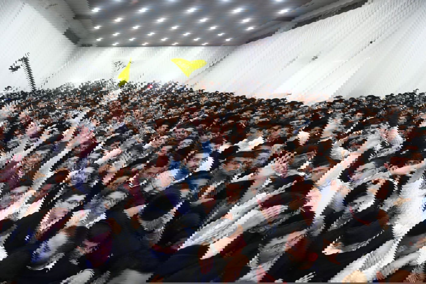 "מזל טוב ש"ס!" • החגיגות במטה ונאום היו"ר דרעי