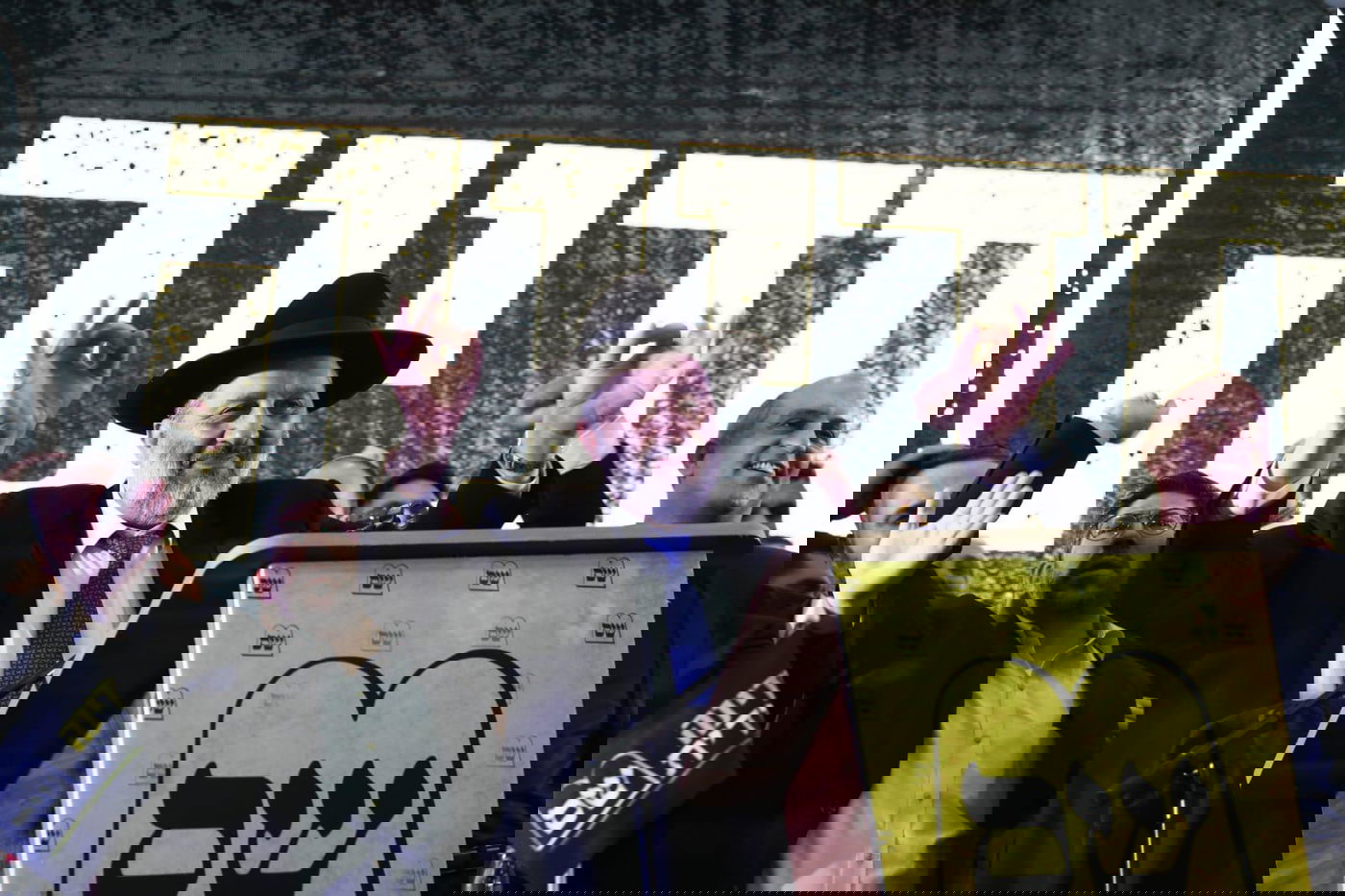 "מזל טוב ש"ס!" • החגיגות במטה ונאום היו"ר דרעי