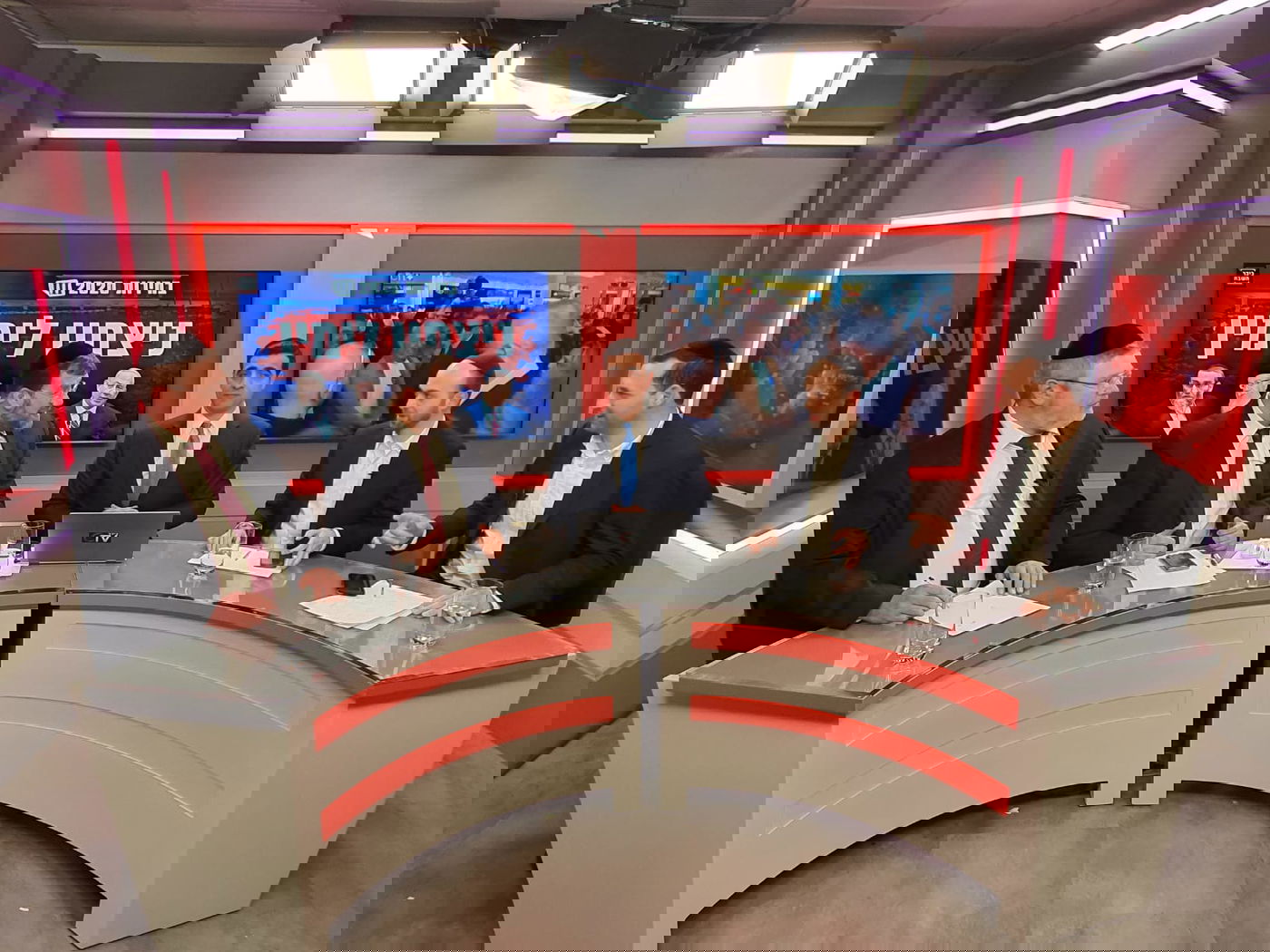 משדר הבחירות המרכזי של 'כיכר השבת' • בשידור חוזר