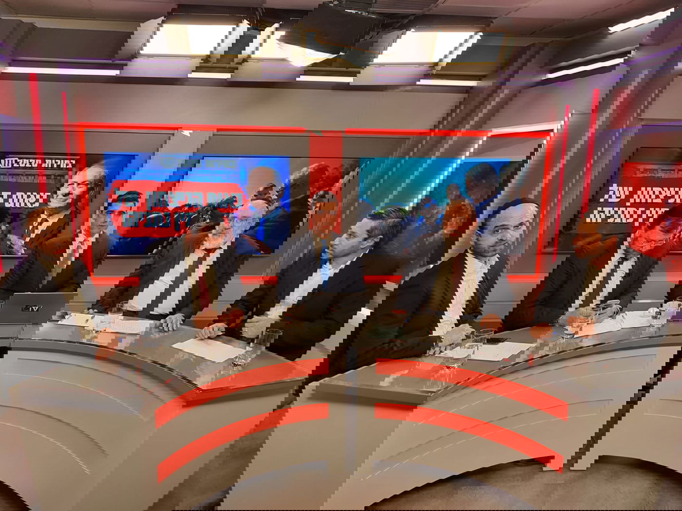 משדר הבחירות המרכזי של 'כיכר השבת' • בשידור חוזר