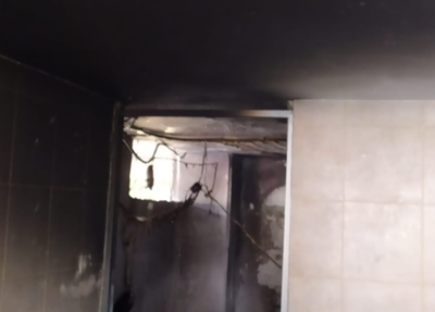 בני ברק: הילדים שחקו בנפצים, בניין נשרף