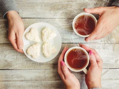 6 פעולות קטנות שישפרו לכם את חיי הנישואין בצ'יק צ'ק