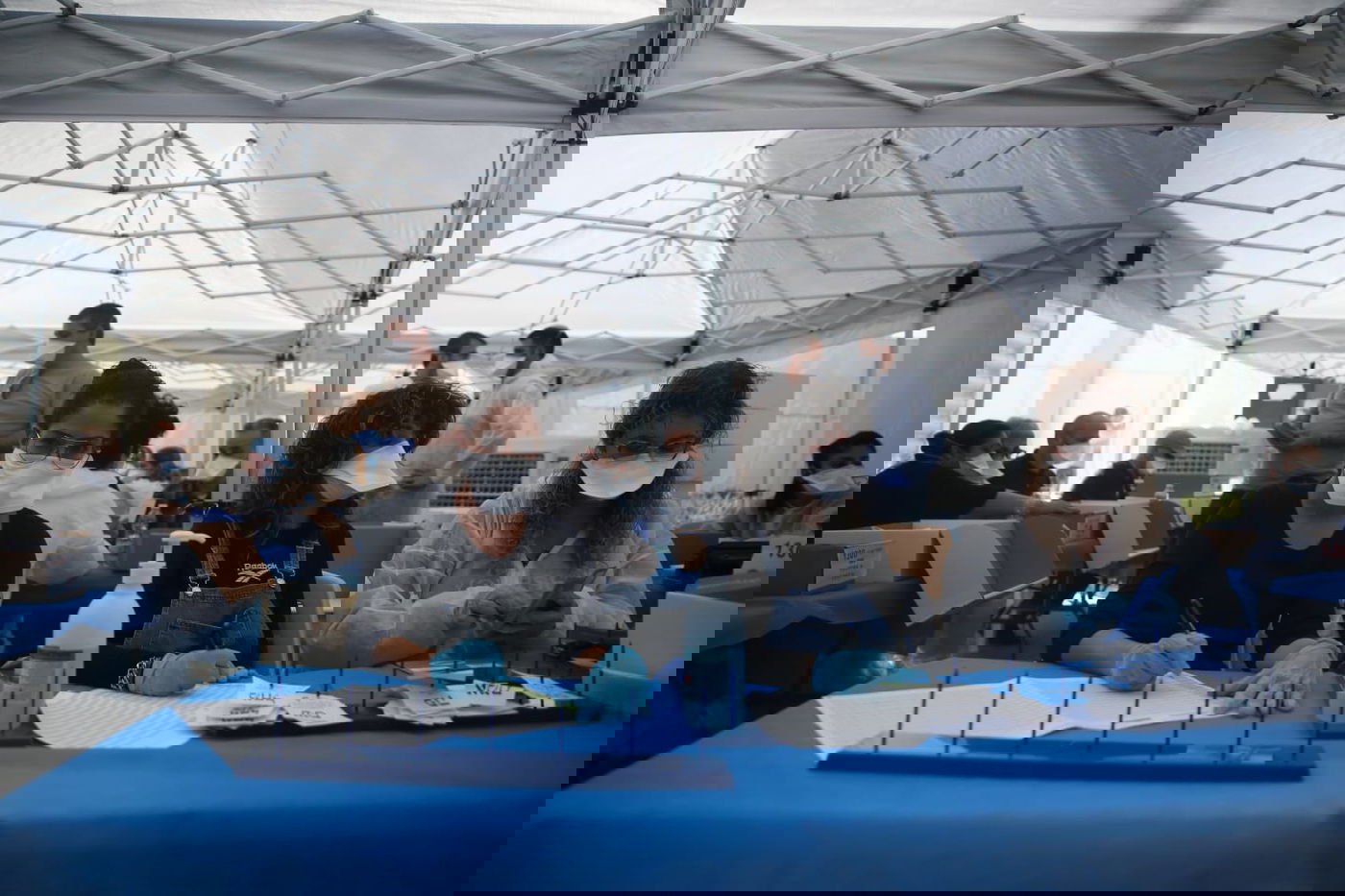 תיעוד נרחב: כך סופרים את 'קלפיות הקורונה'