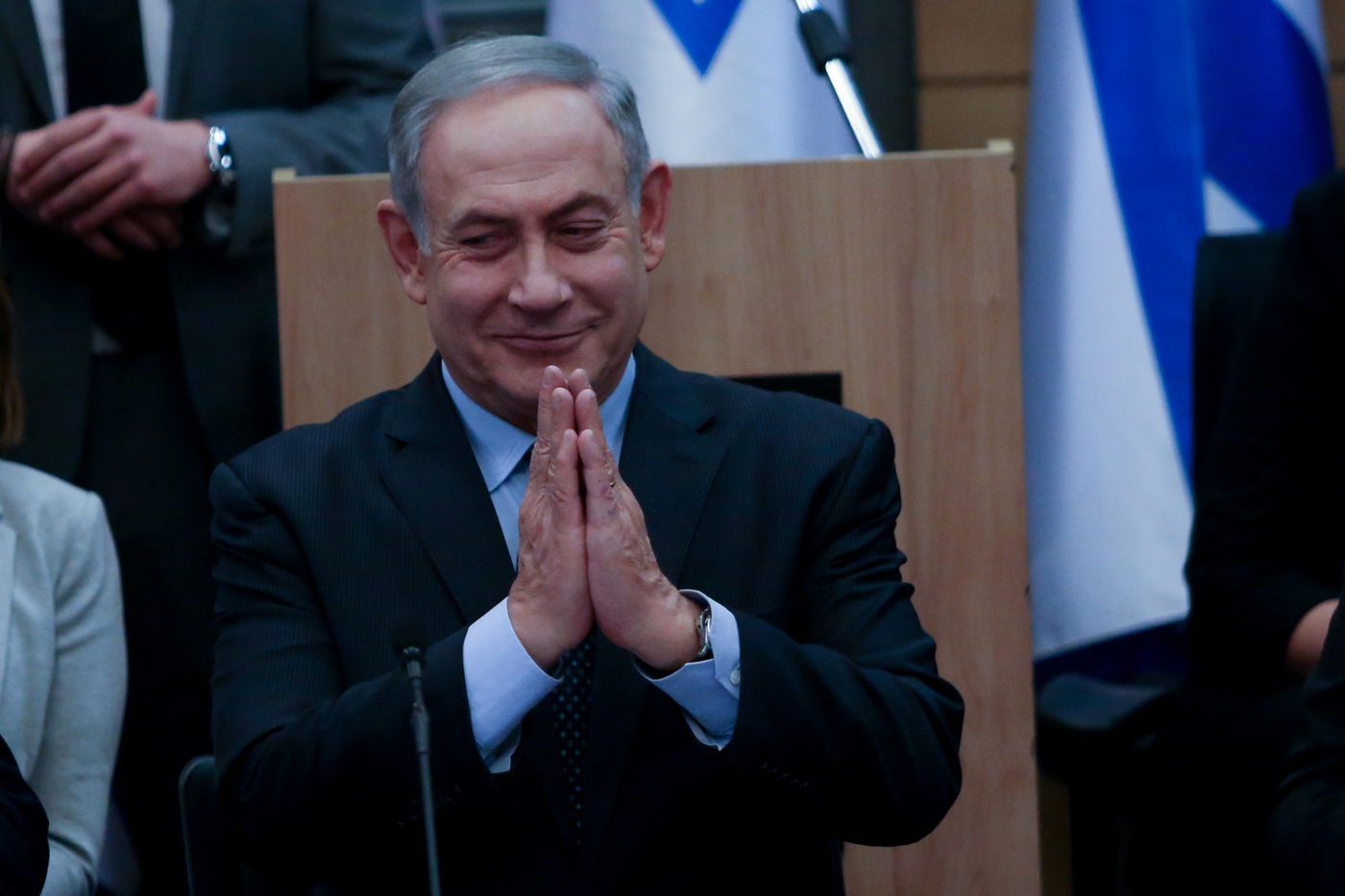 עיתונאי שהיה אמור להיות בבידוד שהה ליד נתניהו