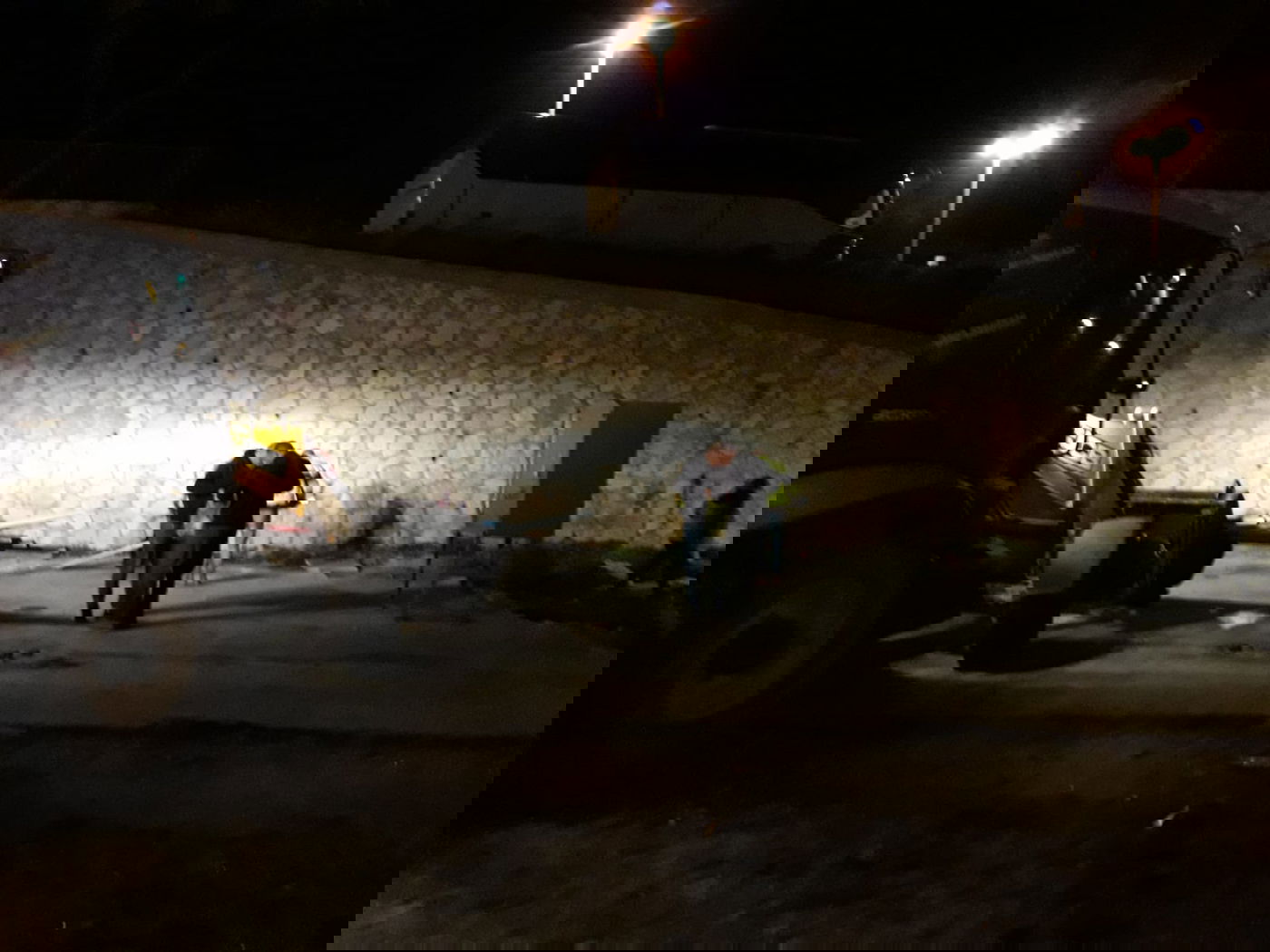 פקחים הרסו בית כנסת לא חוקי בשכונת רמות