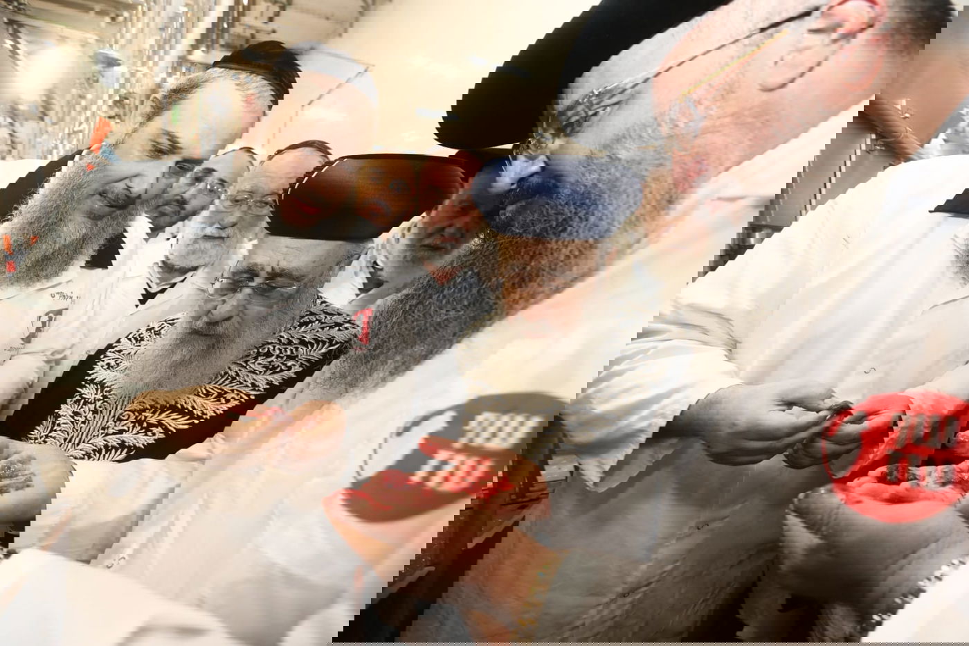 תיעוד: הביקור של הראשון לציון במשחטות