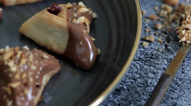 אוזני המן חלומיות בטעמי פררו רושה