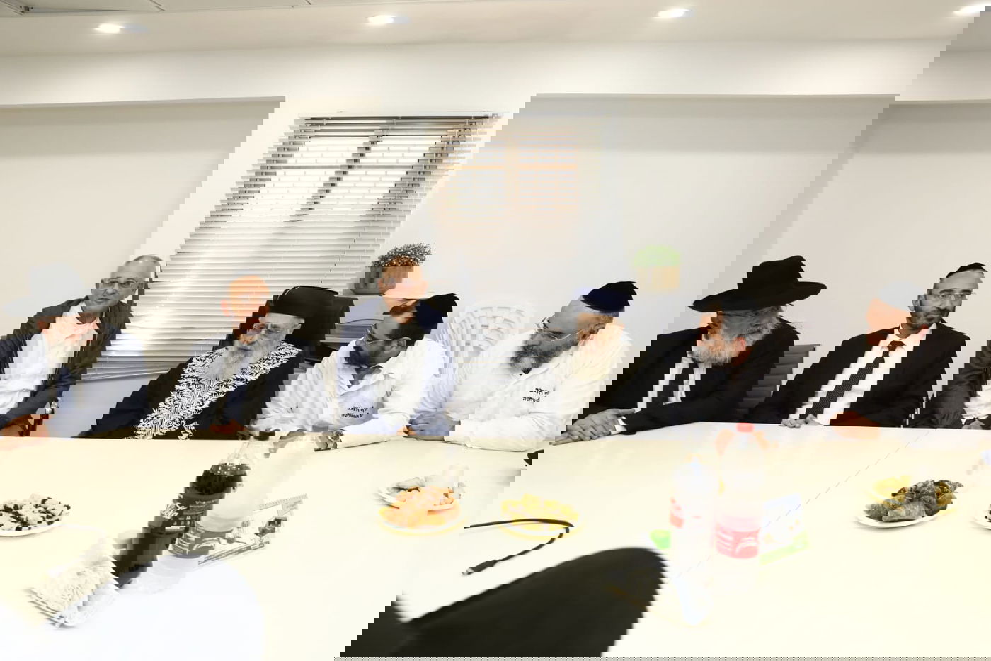 תיעוד: הביקור של הראשון לציון במשחטות