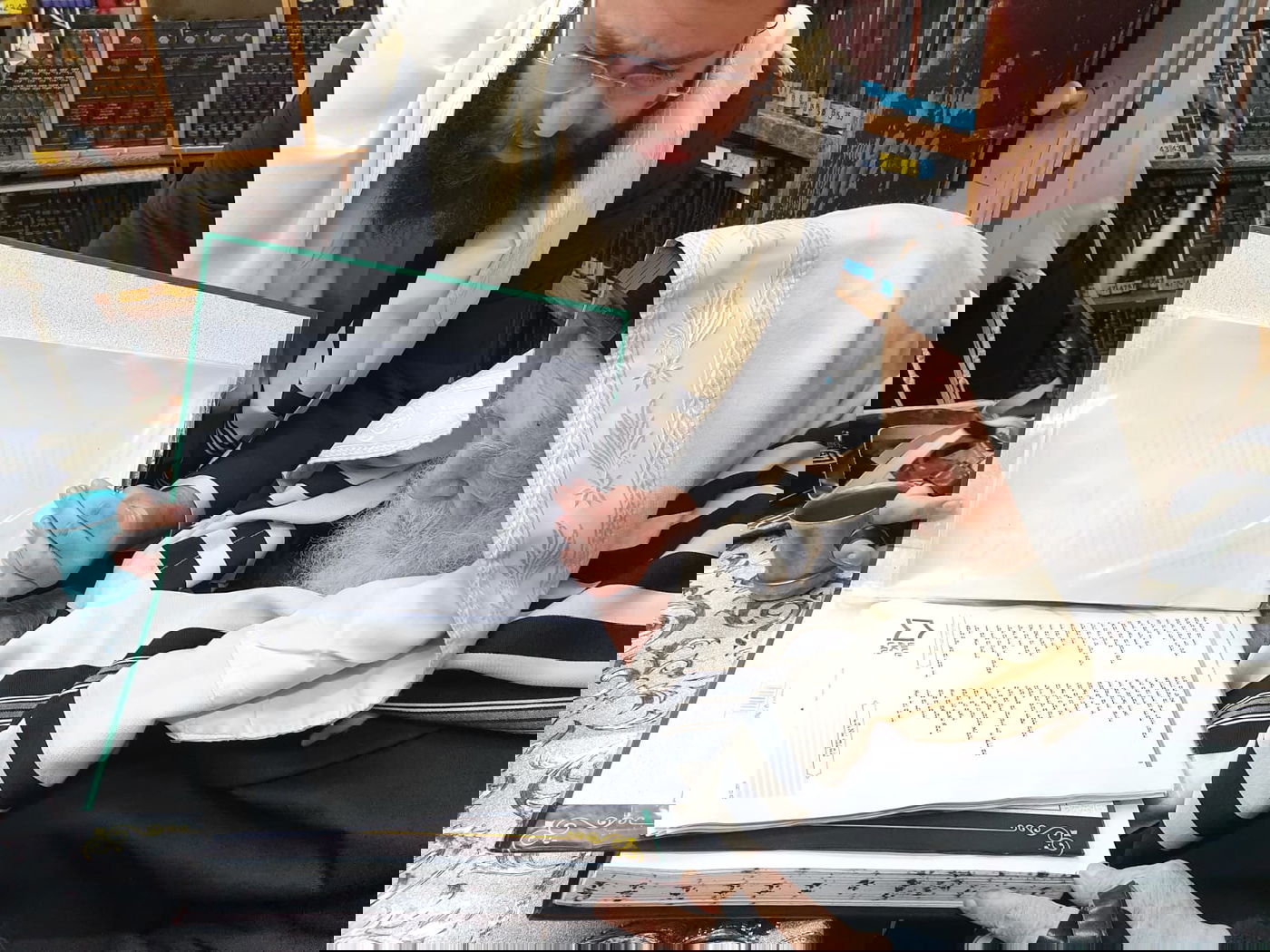 רגע לפני חג הפורים גדולי ישראל במכתב מטלטל