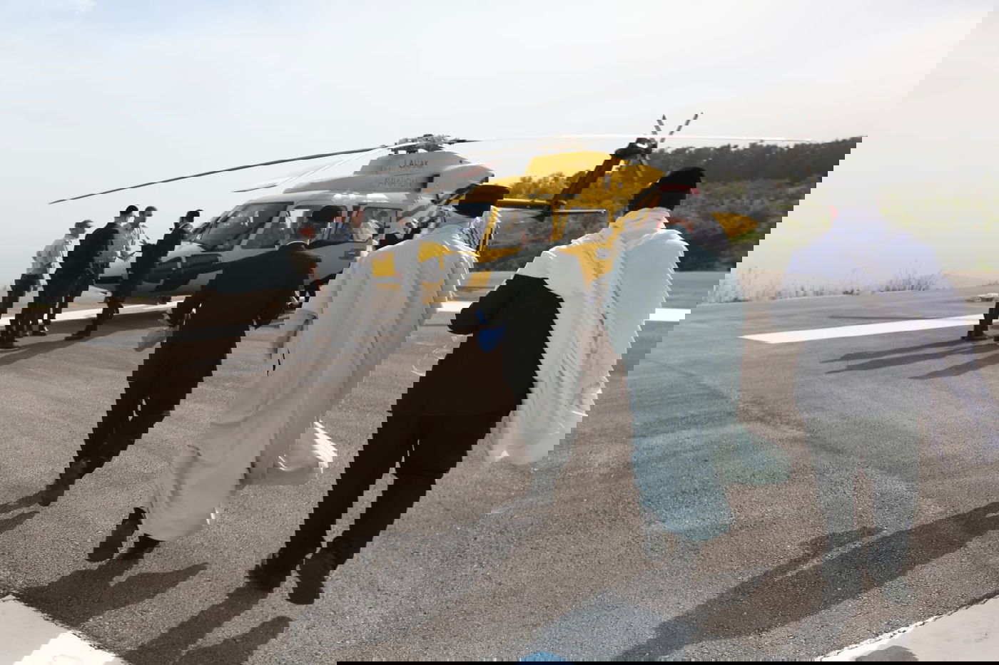 באמצע הצום: מקובלי אור הרשב"י הגיעו במסוק למירון • צפו