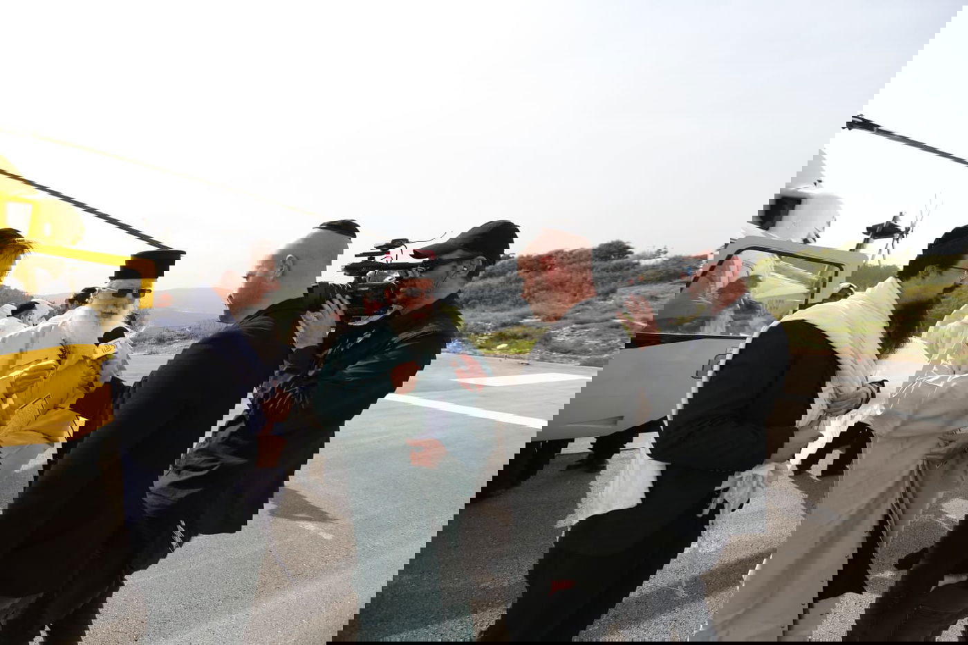 באמצע הצום: מקובלי אור הרשב"י הגיעו במסוק למירון • צפו