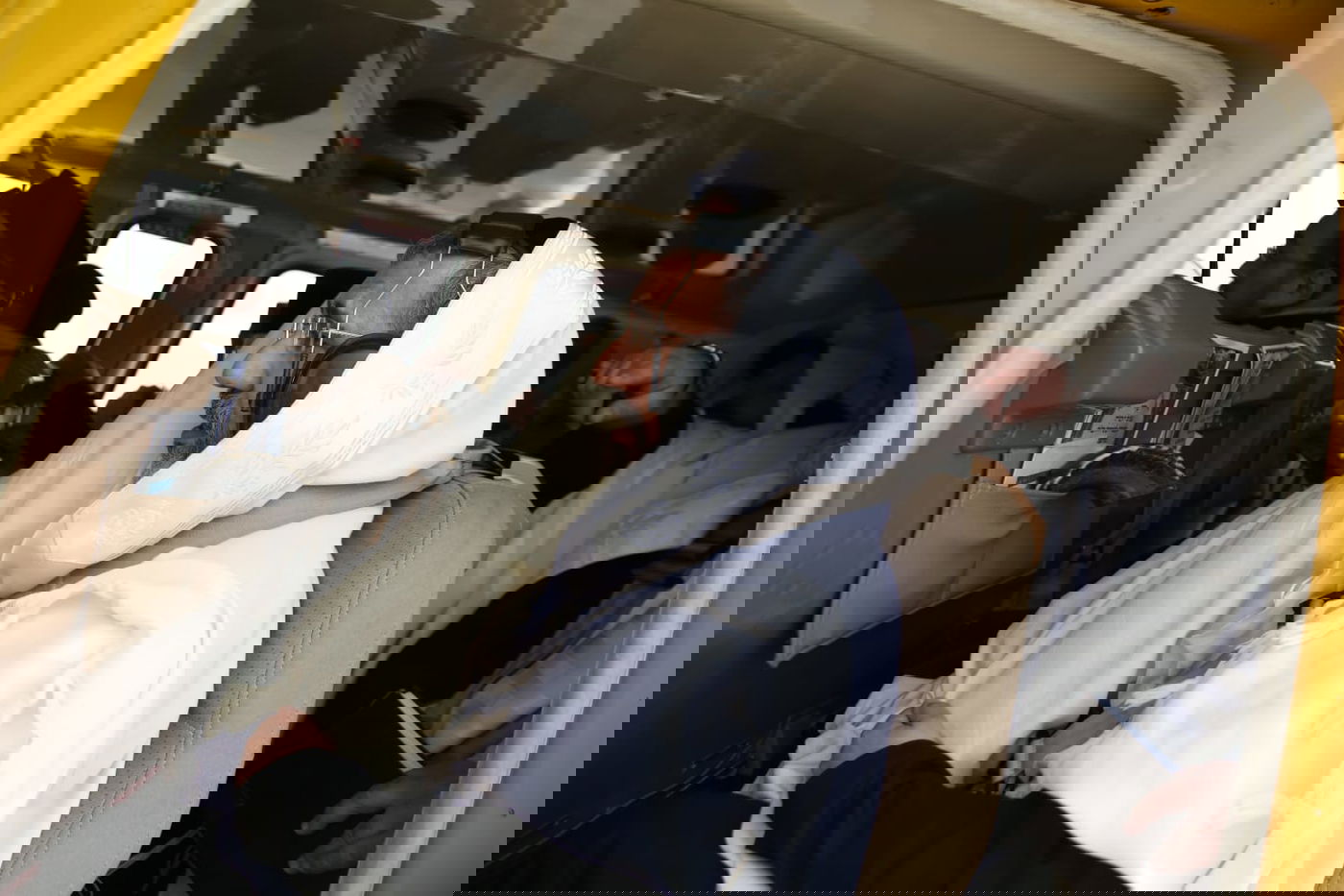 באמצע הצום: מקובלי אור הרשב"י הגיעו במסוק למירון • צפו