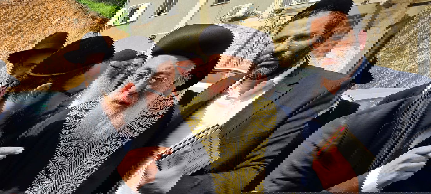 הקפות וקטורת בציון רבי מאיר בעל הנס לביטול מגיפת הקורונה