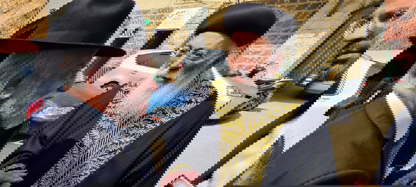 הקפות וקטורת בציון רבי מאיר בעל הנס לביטול מגיפת הקורונה