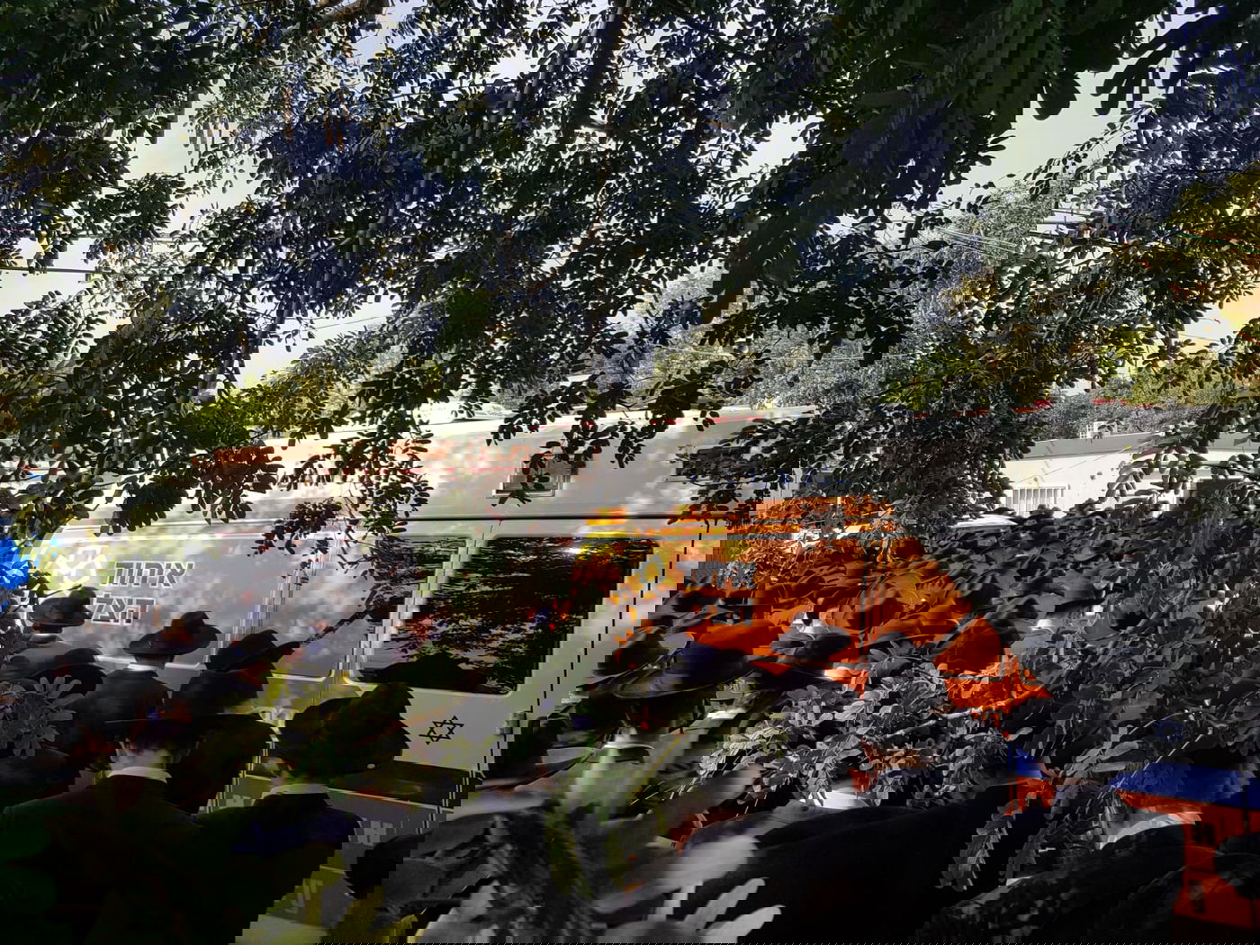 מסע הלוויתו של יהושע בוים ז"ל: 'תוכל לראות את השמים'