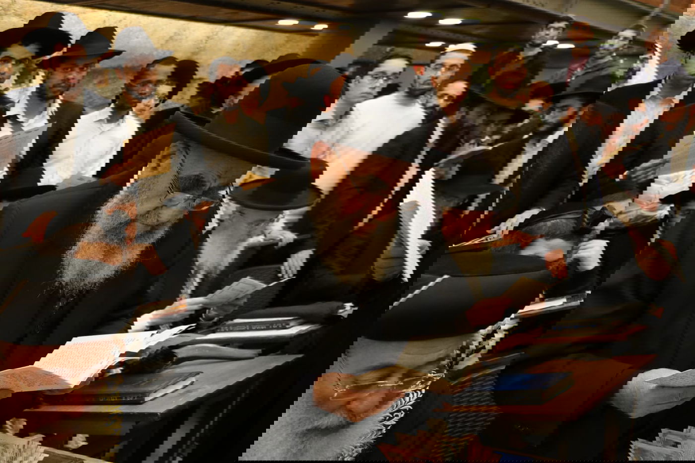 נגיף הקורונה: הראשונים לציון התפללו בכותל