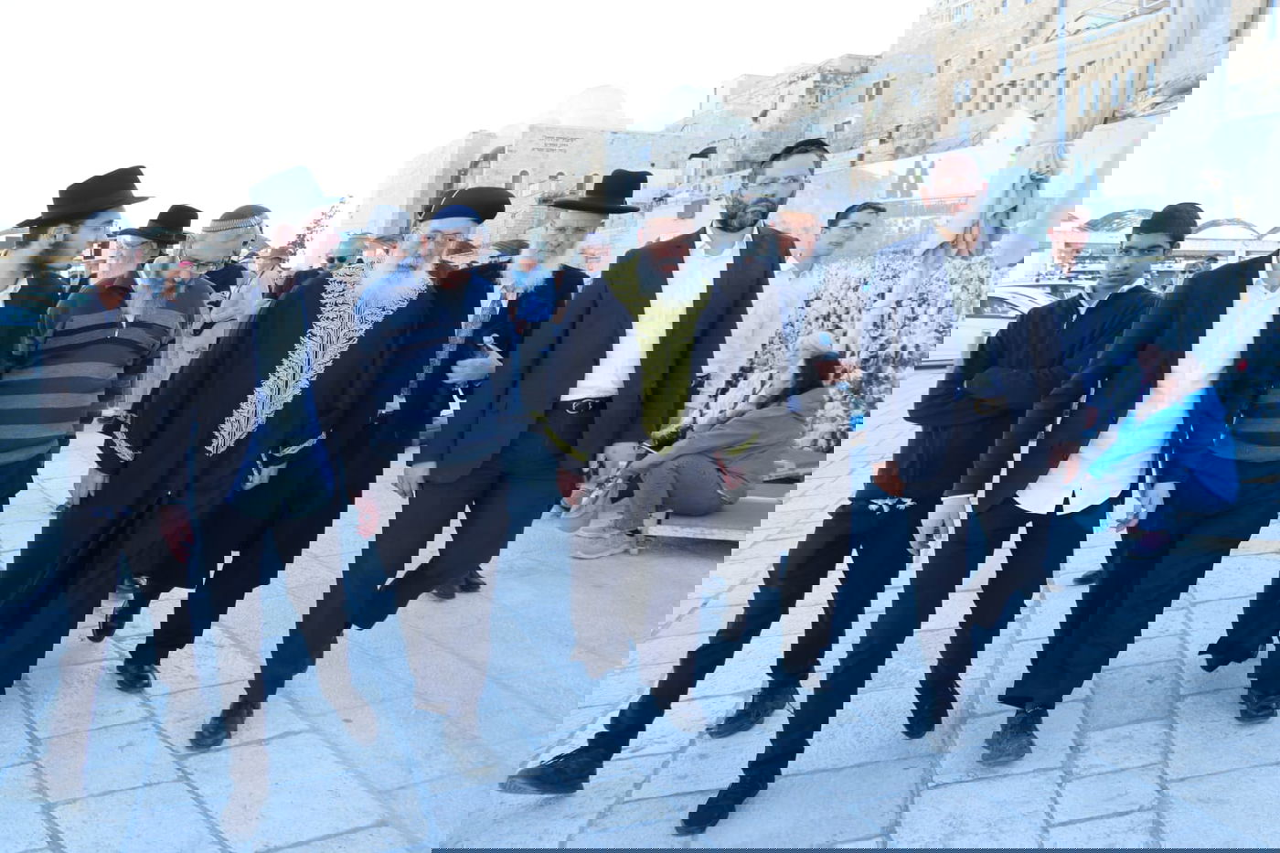 נגיף הקורונה: הראשונים לציון התפללו בכותל