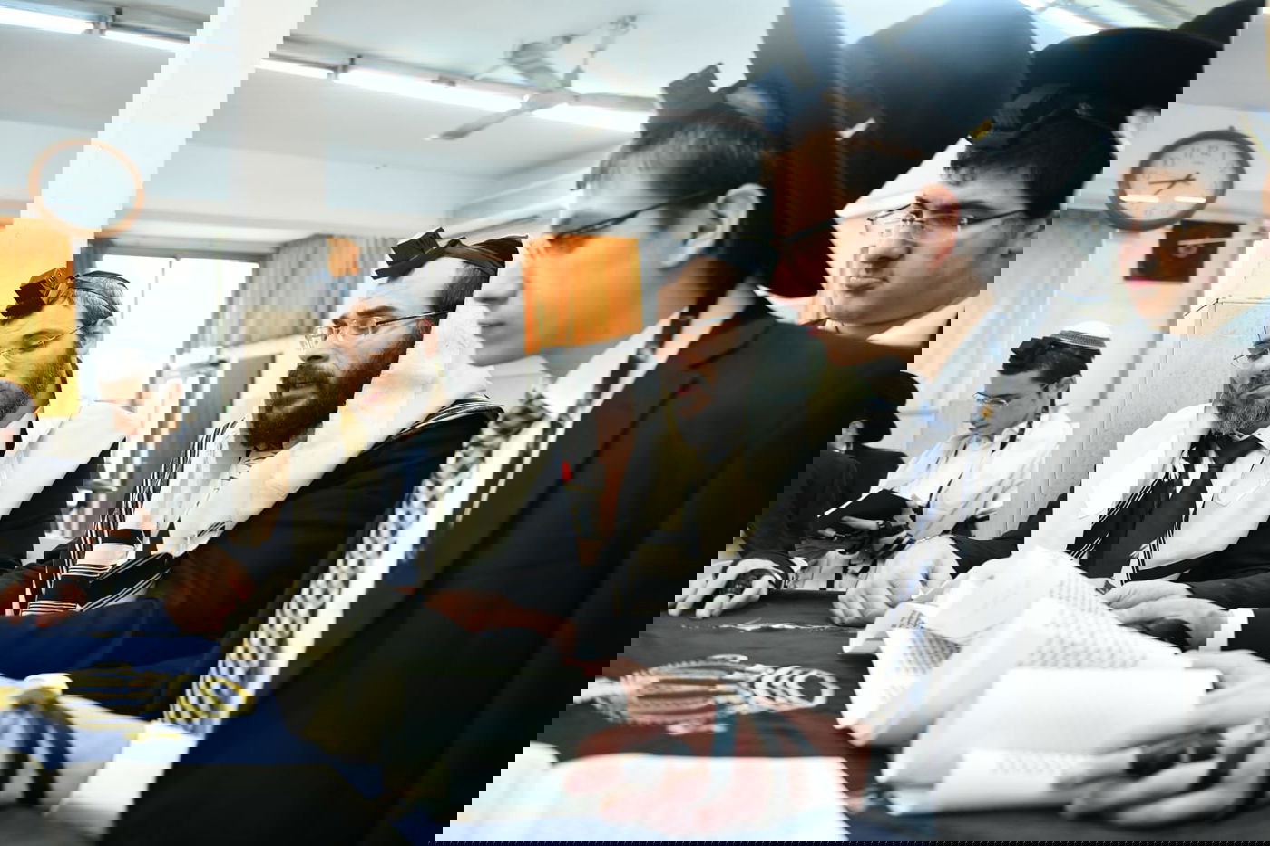 הגר"ג אדלשטיין בקריאת המגילה ומתנות לאביונים • תיעוד