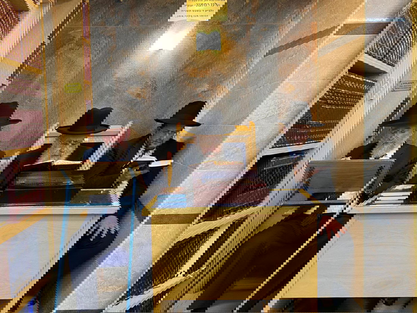 שושן פורים: קריאת המגילה של הראשון לציון