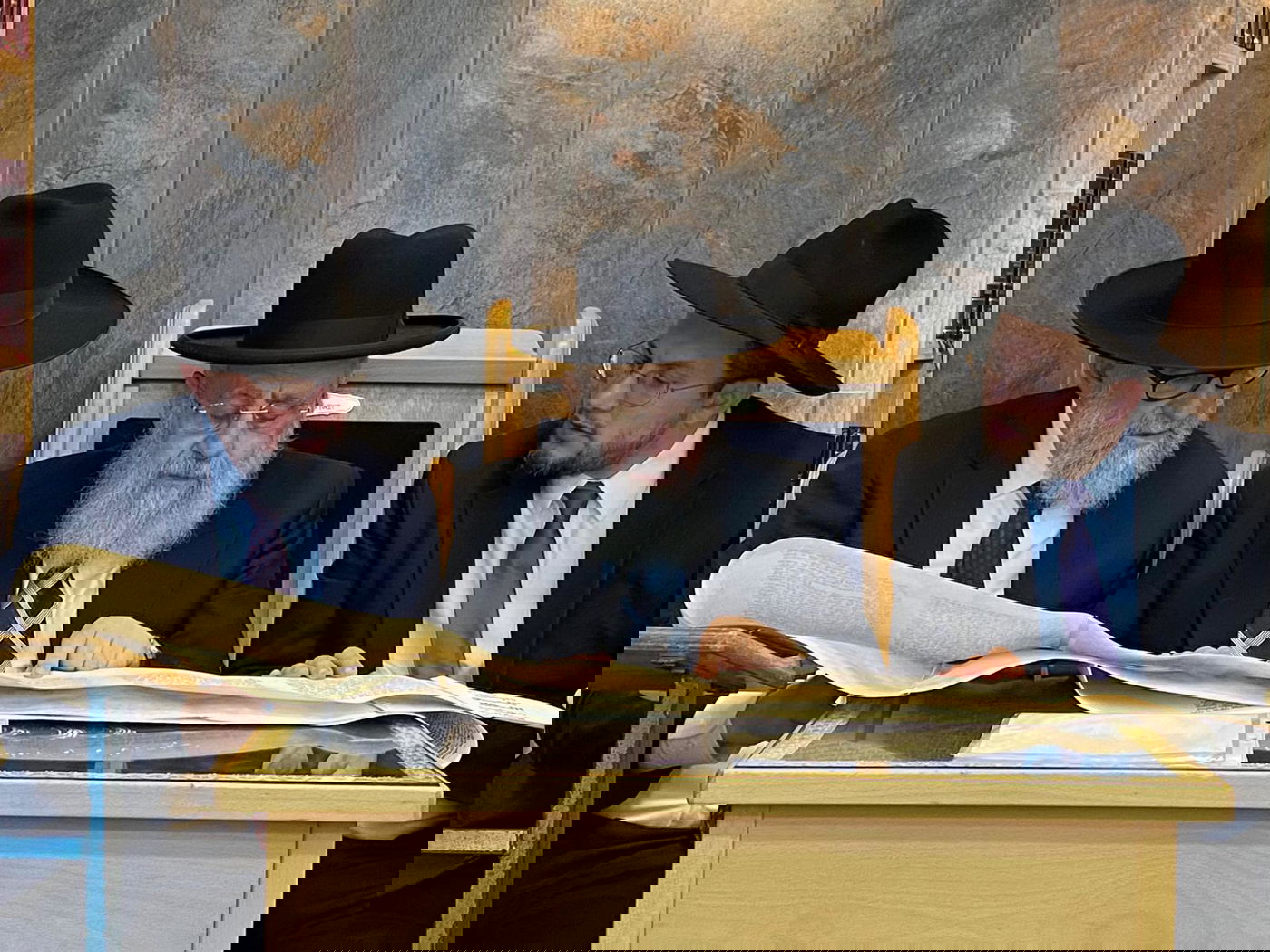 שושן פורים: קריאת המגילה של הראשון לציון