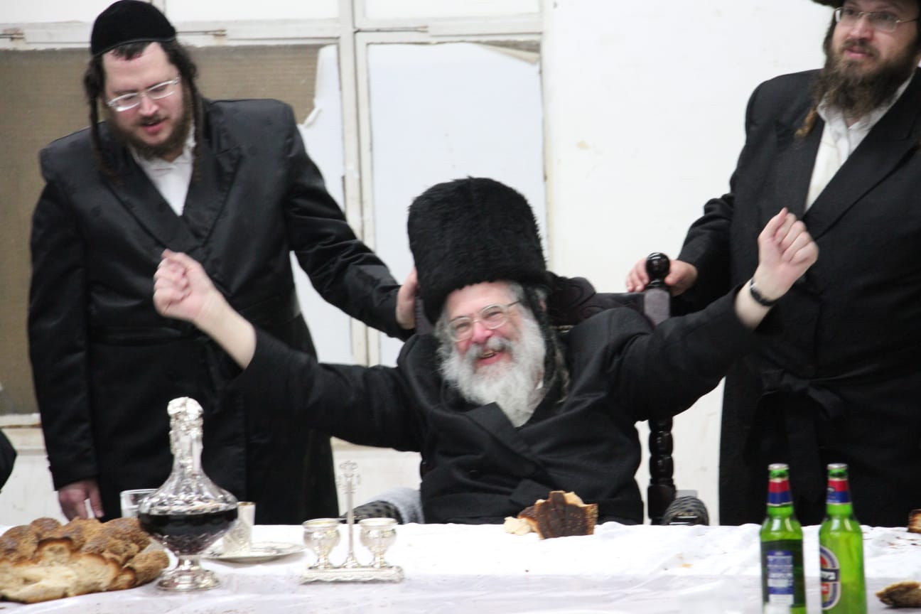 'טיש משתה היין' ושמחת פורים ב'חוג חתם סופר'