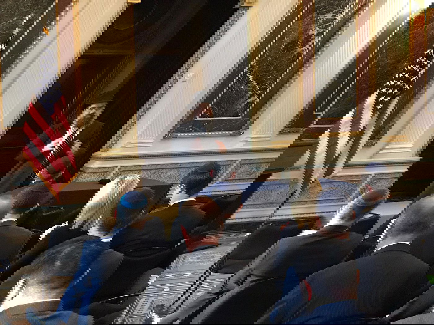 כשג'ארד קושנר  קרא מגילת אסתר • תיעוד