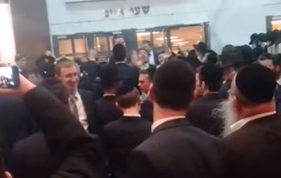 אחרי ההגבלות: דרמה באולמי השמחה. צפו