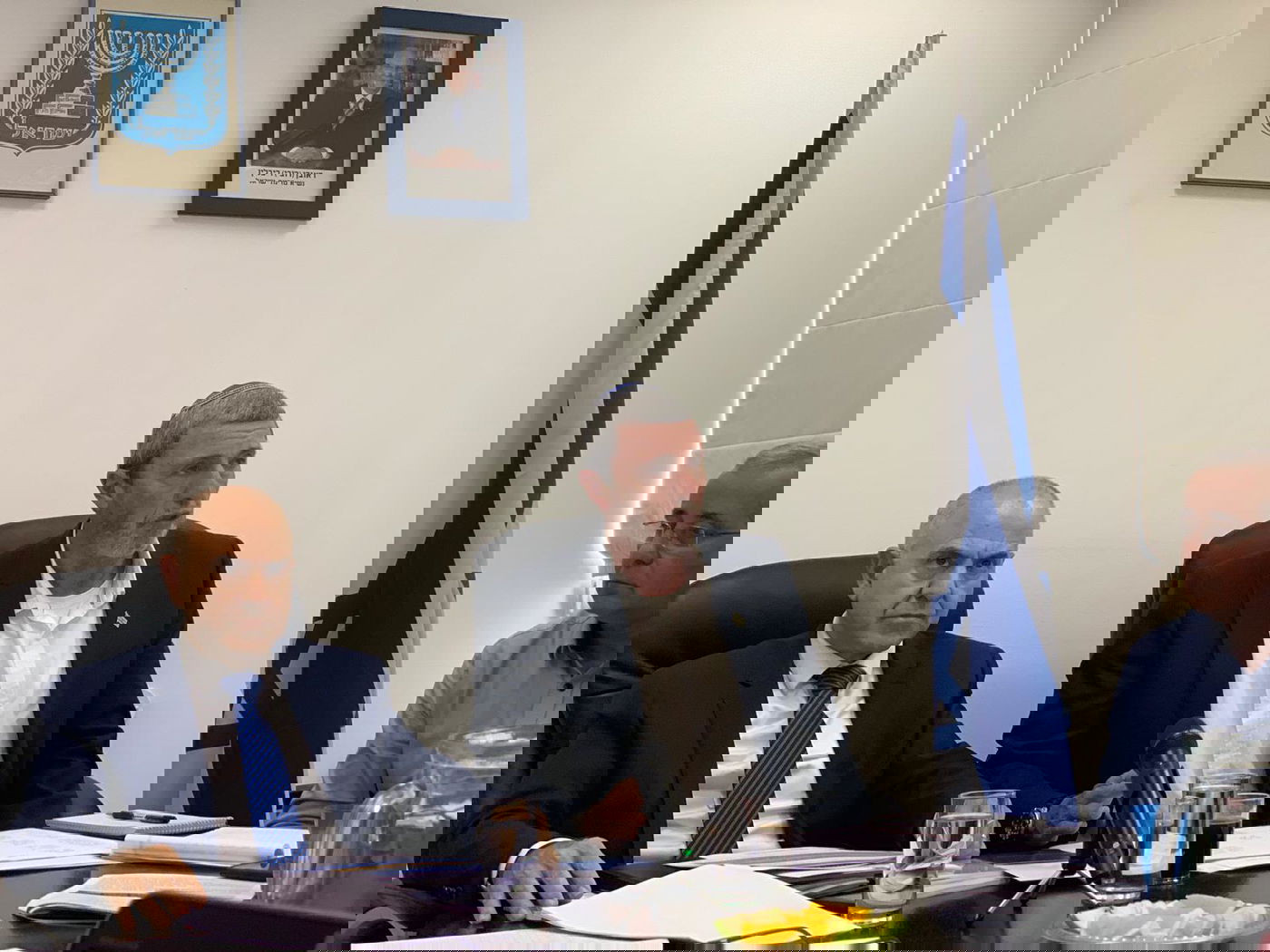 שר החינוך: בשלב זה אין צורך בביטול הלימודים • צפו