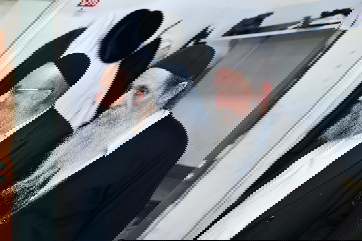 כך ה'חזונאישניקים' אופים מצות • תיעוד ענק