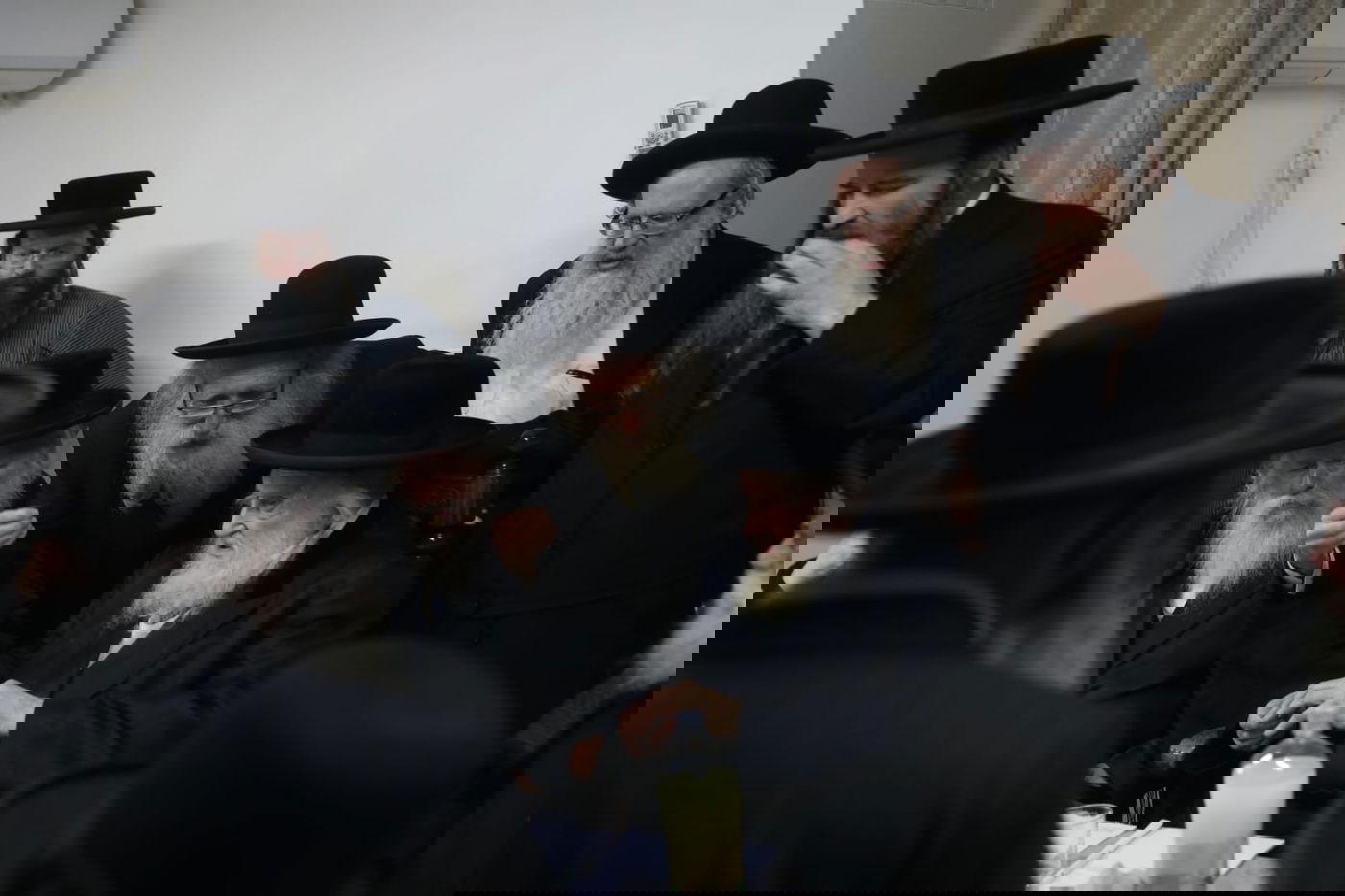 'העדה': הגנים ובתי הספר לבנות - ייסגרו; ב'חיידרים' ילמדו בקבוצות