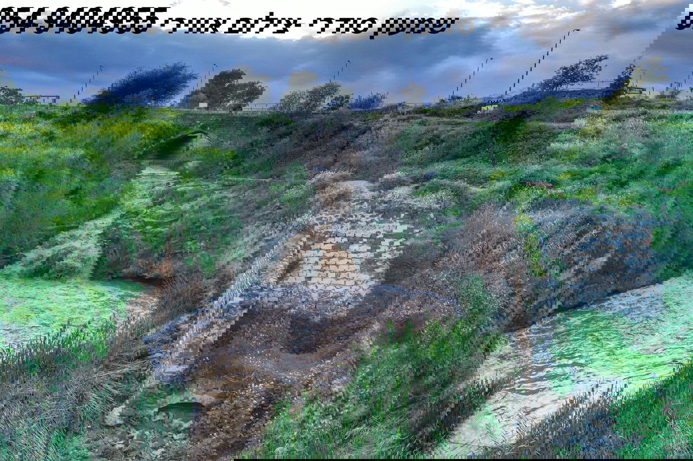 צפו בזרימה החזקה בנחל חרוד ליד בית שאן