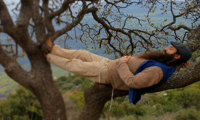 נווה אגמון בסינגל חדש: 'אל הרגע הזה כאן'