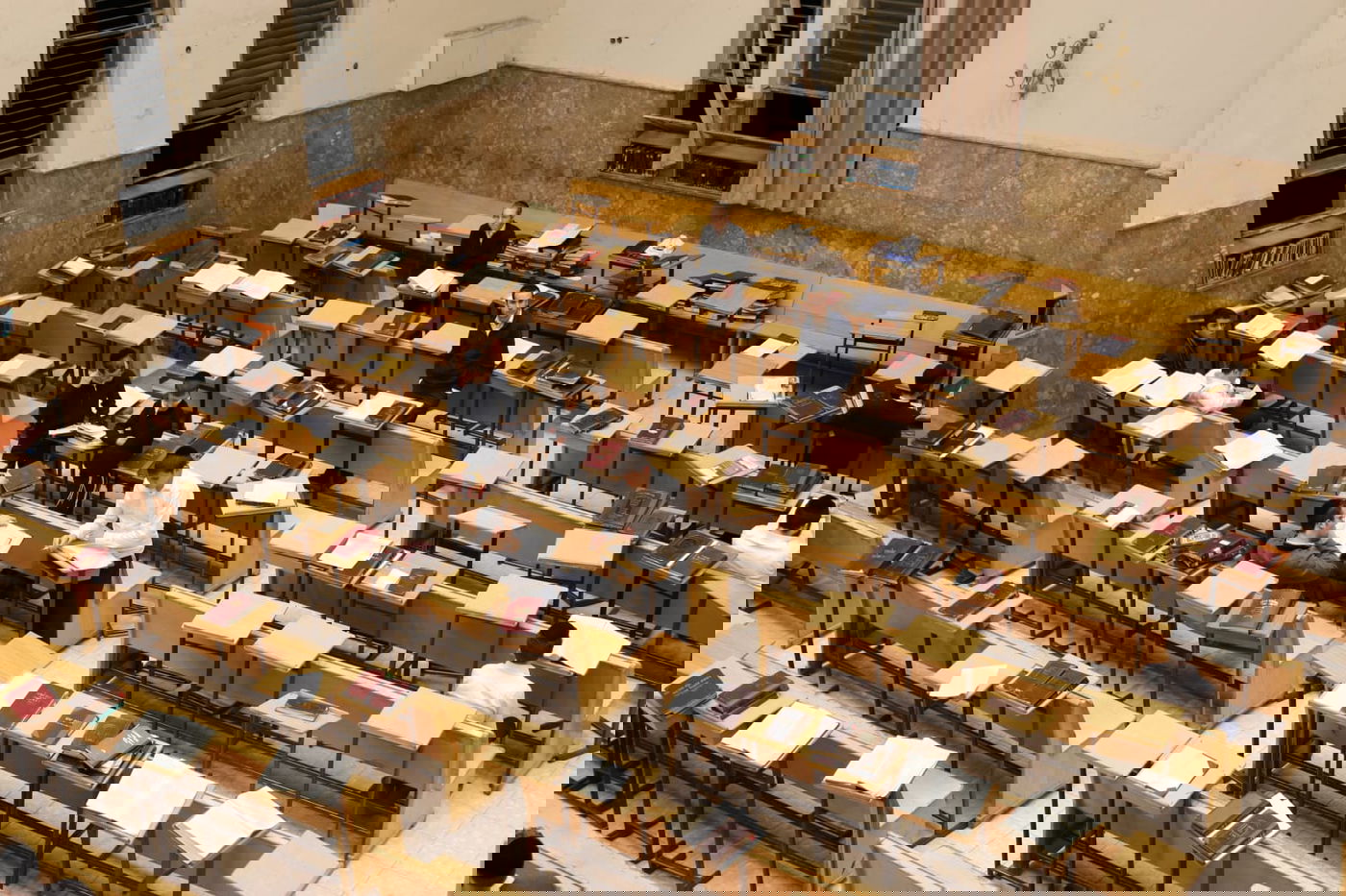 תיעוד עצוב: כשתלמידי פוניבז' פונו מהישיבה