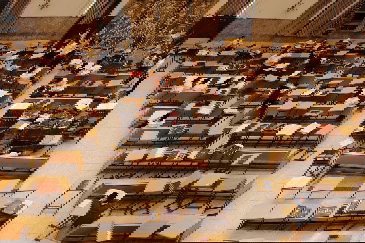 תיעוד עצוב: כשתלמידי פוניבז' פונו מהישיבה