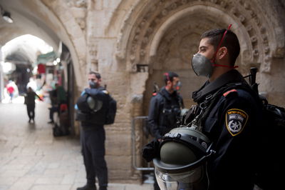 שוטרים בעיר העתיקה ושער יפו סגור למעבר אדם