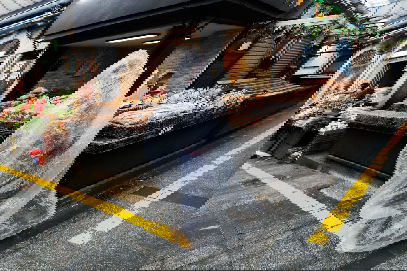 מה היא רוצה? // דפנה קורץ