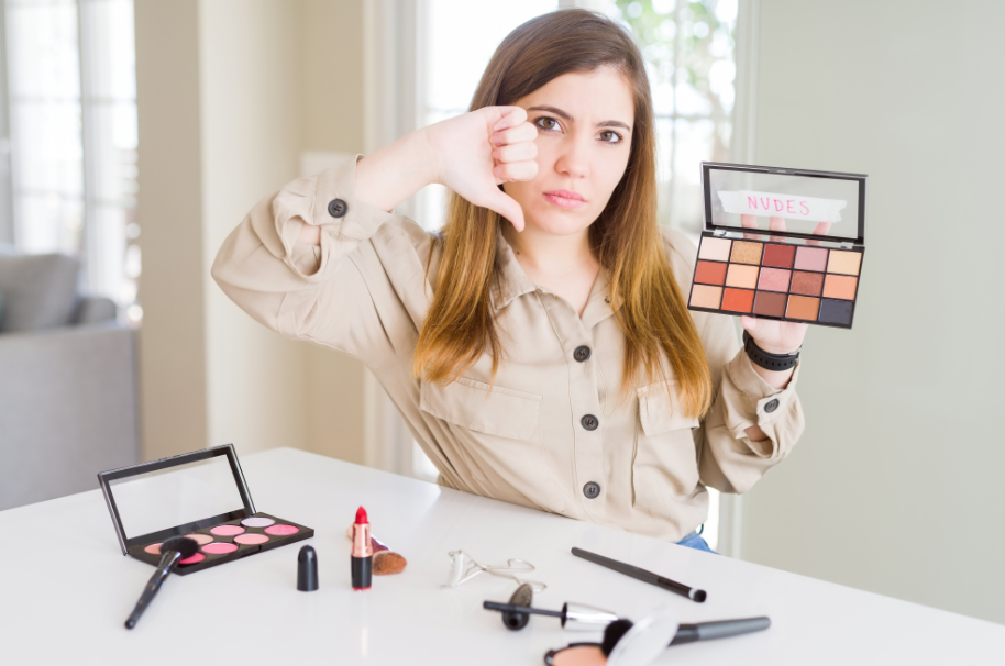 מלימון ללימונדה: 5 דברים שיקרו לך אם תפסיקי להתאפר