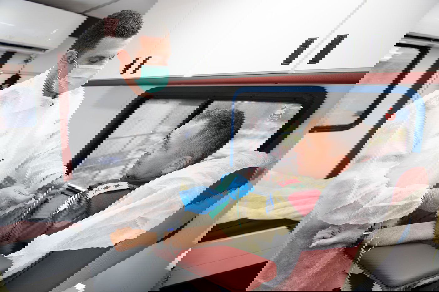 מבצע תרומות: הרמטכ"ל אביב כוכבי תרם דם